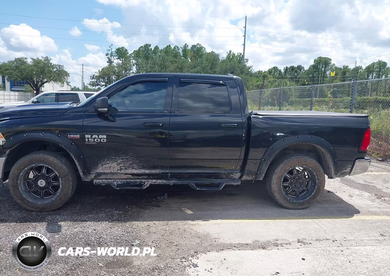 2019 Ram 1500 Classic Big Horn 4X4 5'7 Box VIN:1C6RR7LTXKS560036 - 14