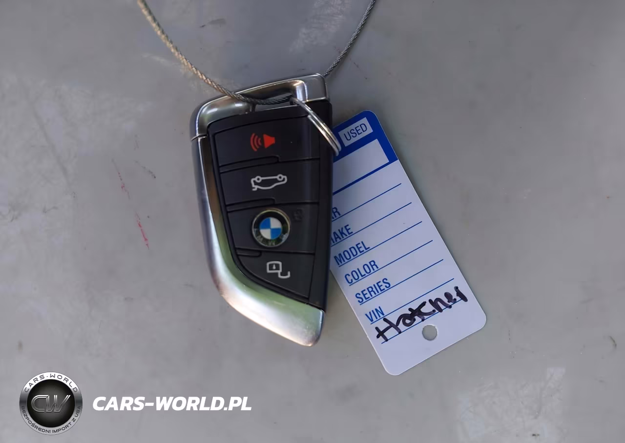 2020 BMW 330I xDrive VIN:3MW5R7J01L8B35658 - 11