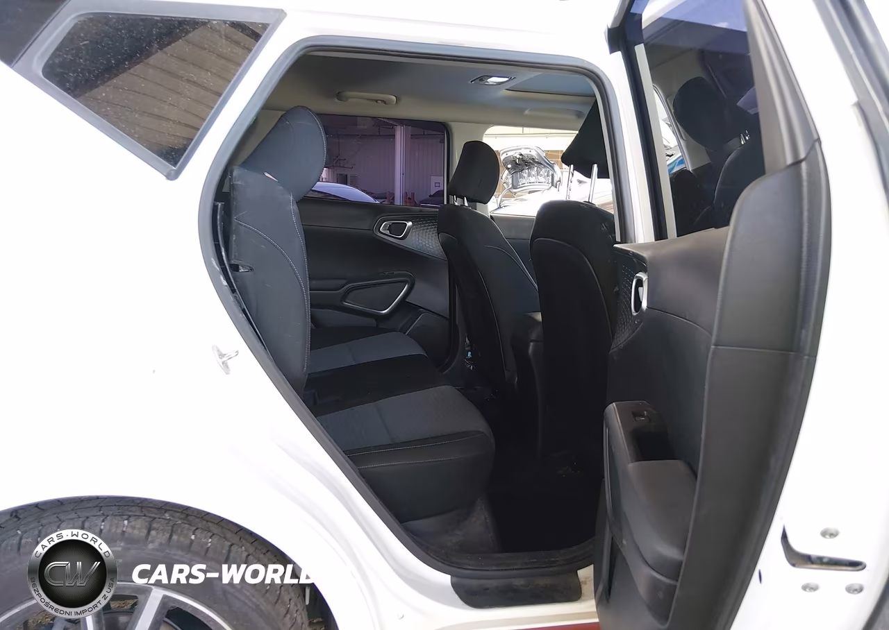 2020 Kia Soul Gt-Line VIN:KNDJ63AU3L7033995 - 8