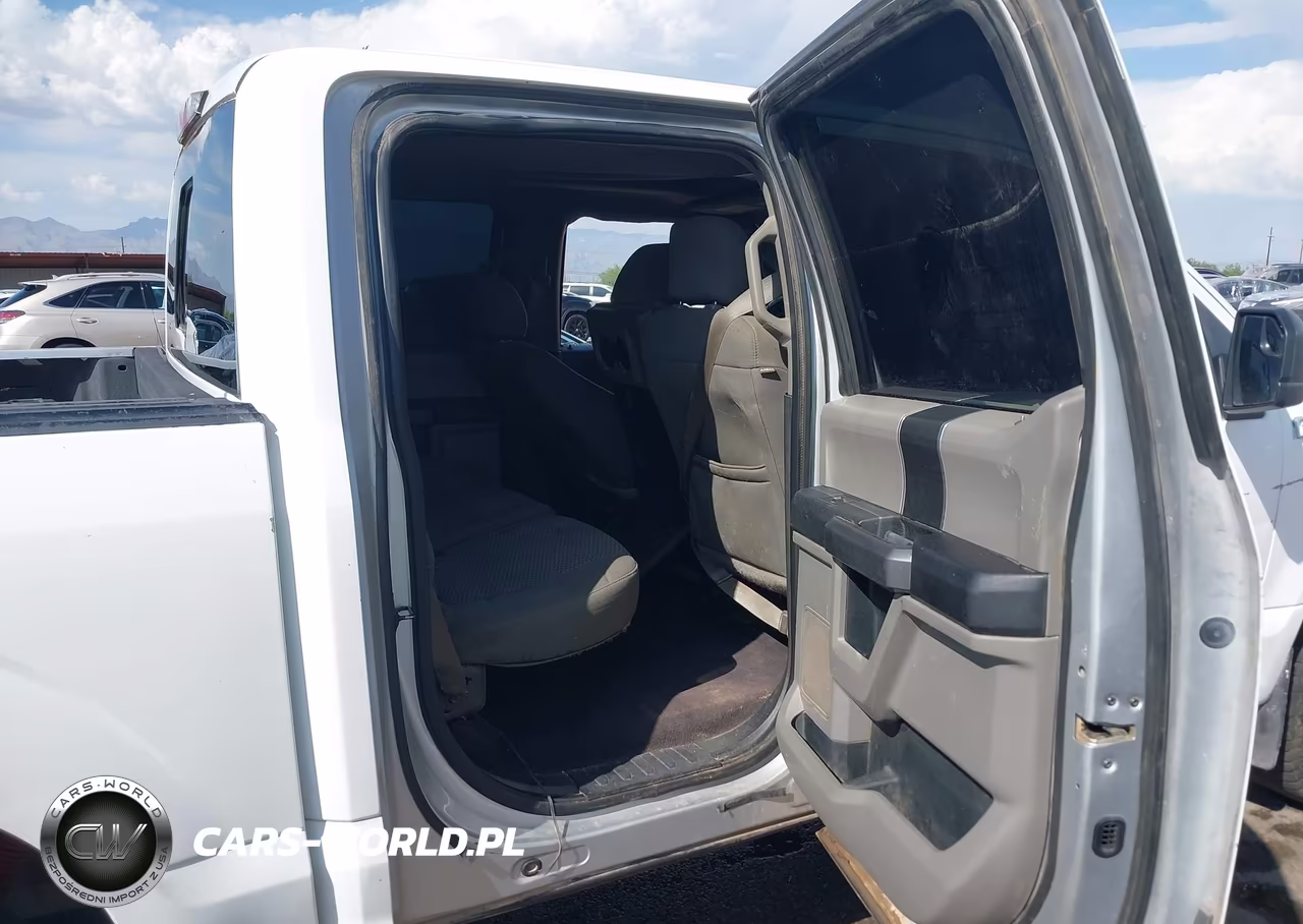 2016 Ford F-150 Xlt VIN:1FTEW1EP2GFC82438 - 8