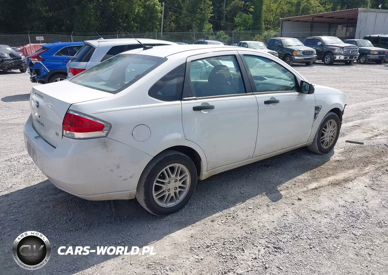 2008 Ford Focus Se-Ses VIN:1FAHP35N88W120809 - 4