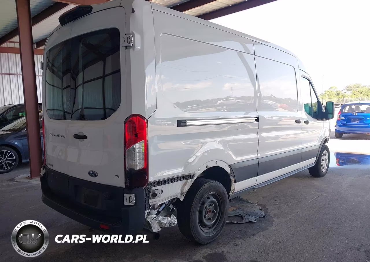 2020 Ford Transit-250 VIN:1FTBR1CG0LKB65746 - 4