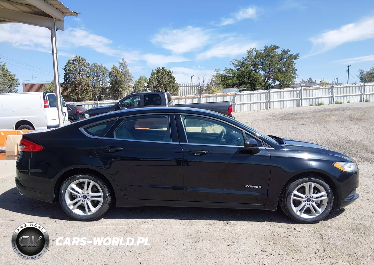 2018 Ford Fusion Hybrid S VIN:3FA6P0UU2JR209461 - 14
