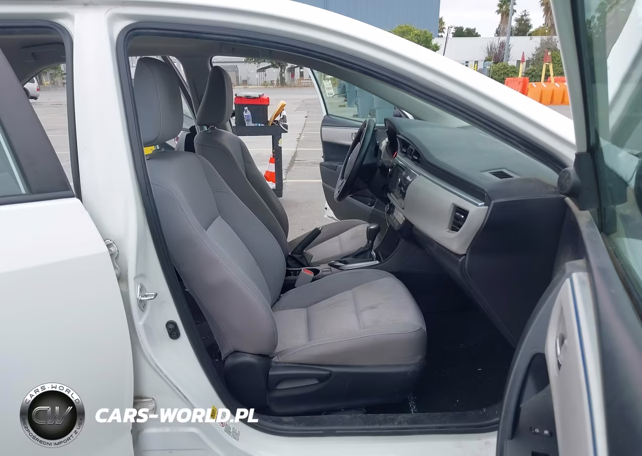 2014 Toyota Corolla Le Plus VIN:5YFBURHE3EP046291 - 5