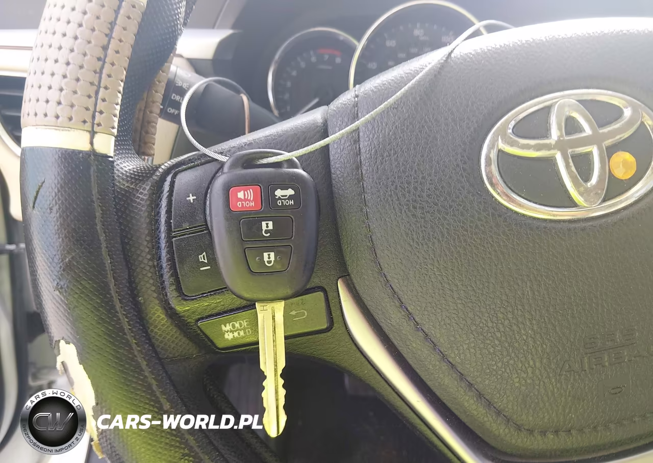 2016 Toyota Corolla Le VIN:2T1BURHE5GC481817 - 11
