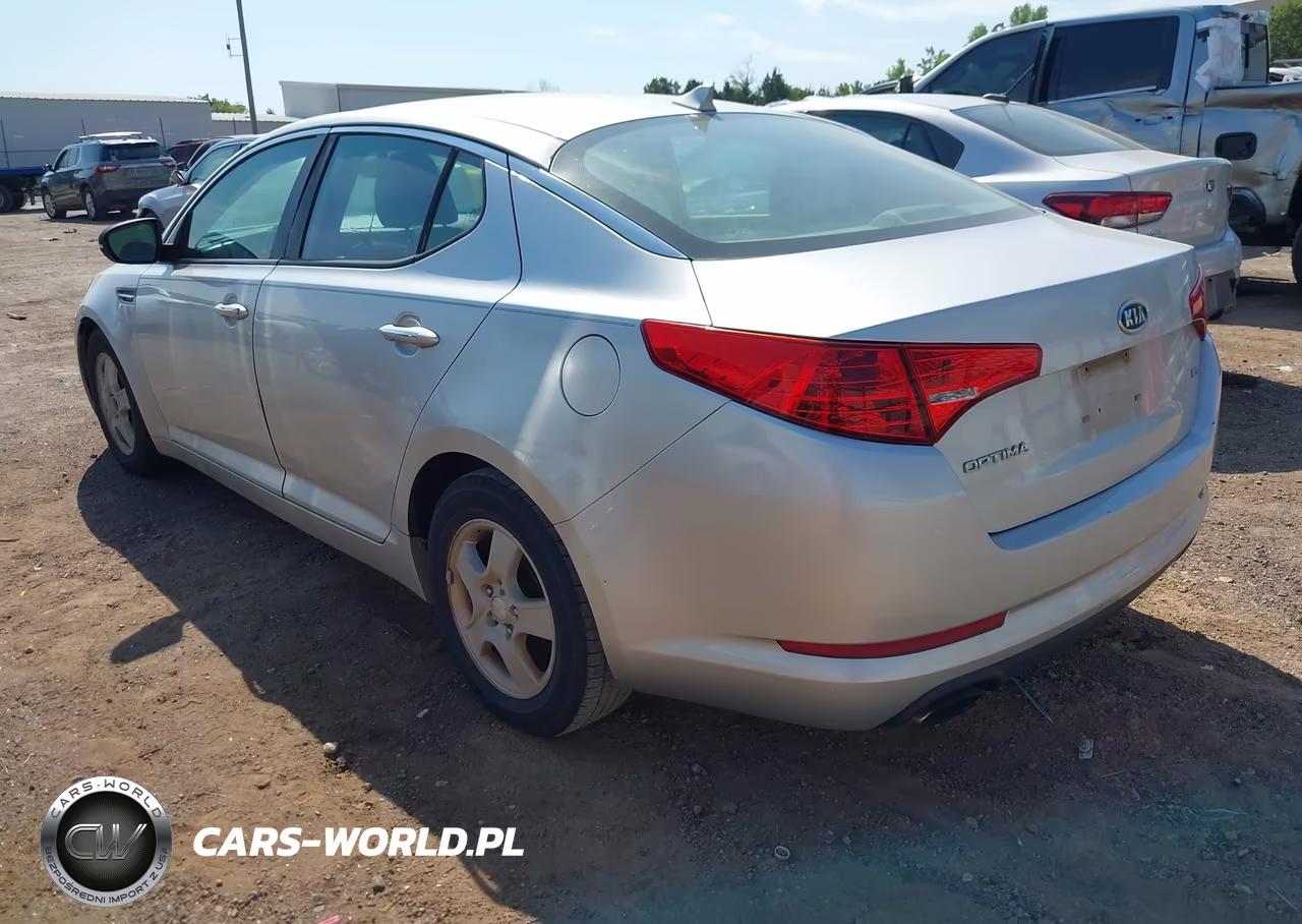2012 Kia Optima Lx VIN:5XXGM4A78CG019307 - 3