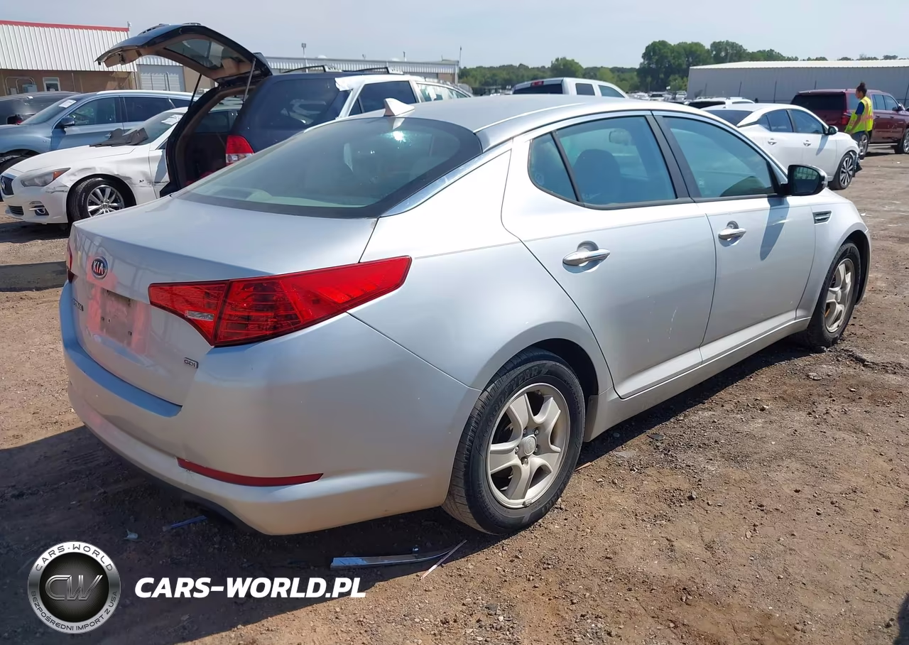 2012 Kia Optima Lx VIN:5XXGM4A78CG019307 - 4