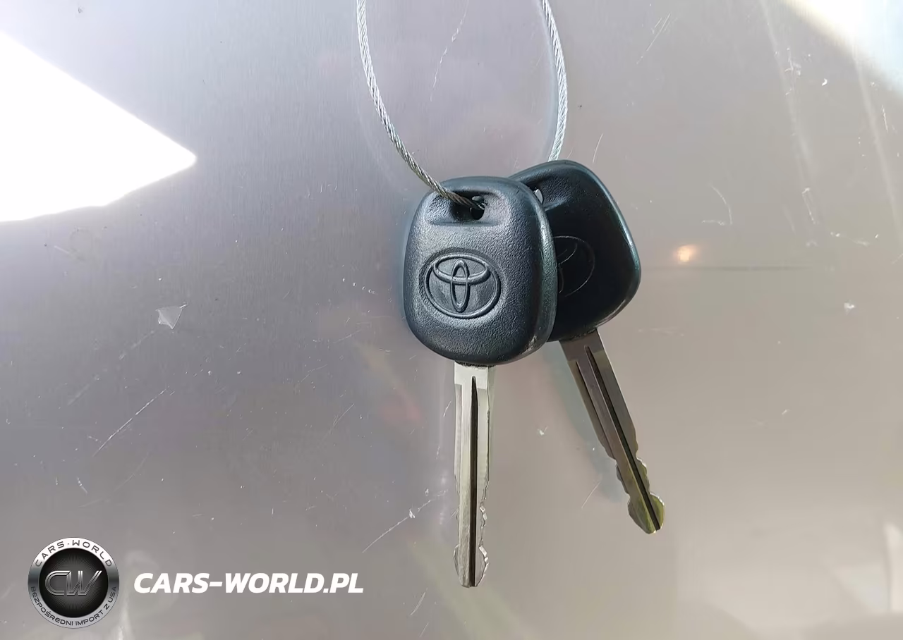 2004 Toyota Camry Xle VIN:4T1BE32K04U308600 - 11