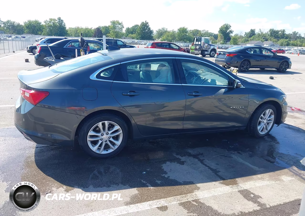 2016 Chevrolet Malibu 1Lt VIN:1G1ZE5ST0GF303325 - 13