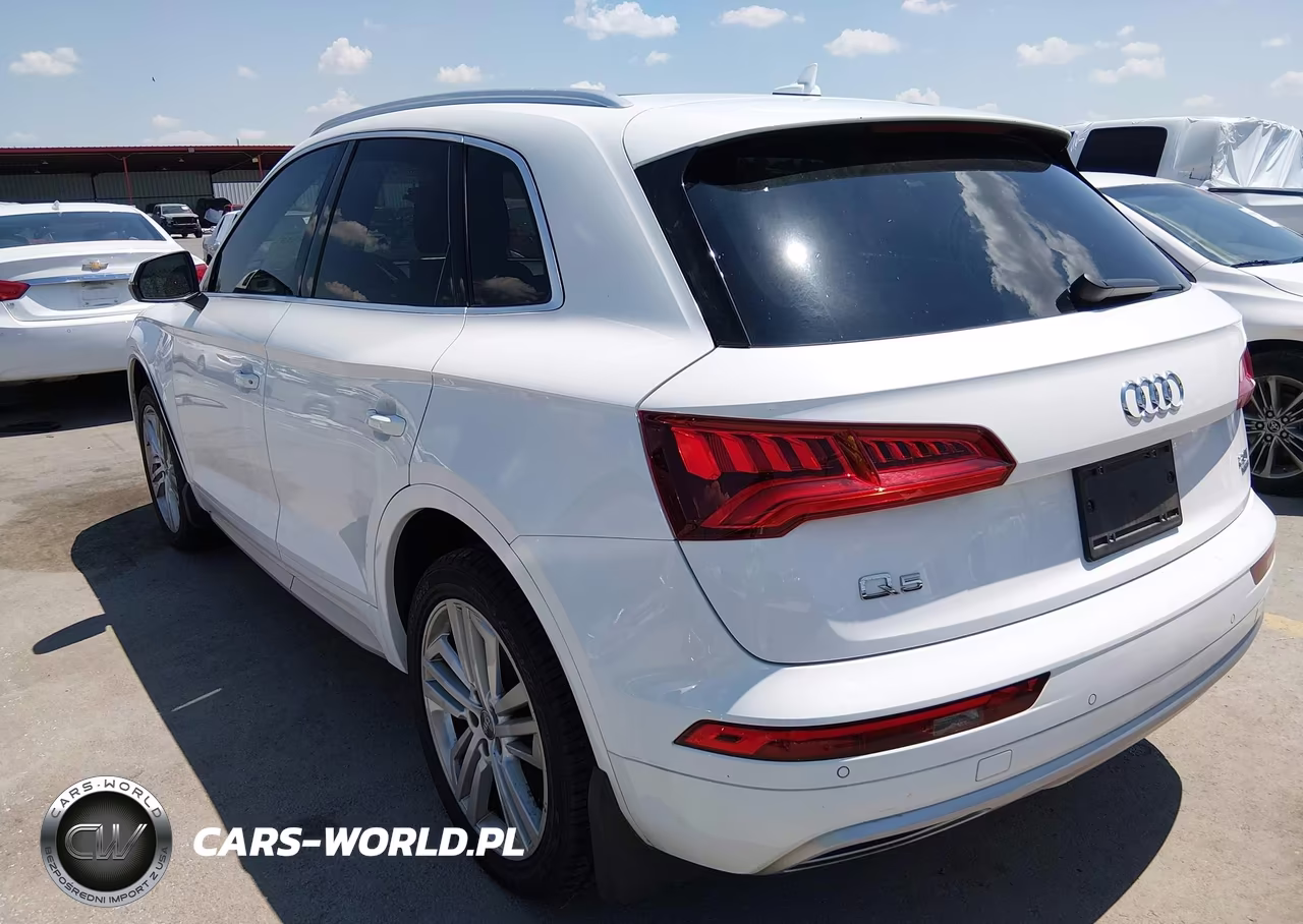 2018 Audi Q5 2.0T Premium-2.0T Tech Premium VIN:WA1BNAFY2J2139656 - 3
