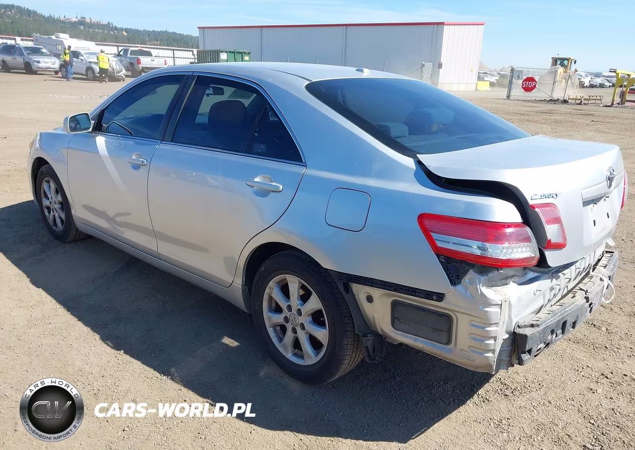2011 Toyota Camry Le VIN:4T1BF3EK7BU149693 - 3