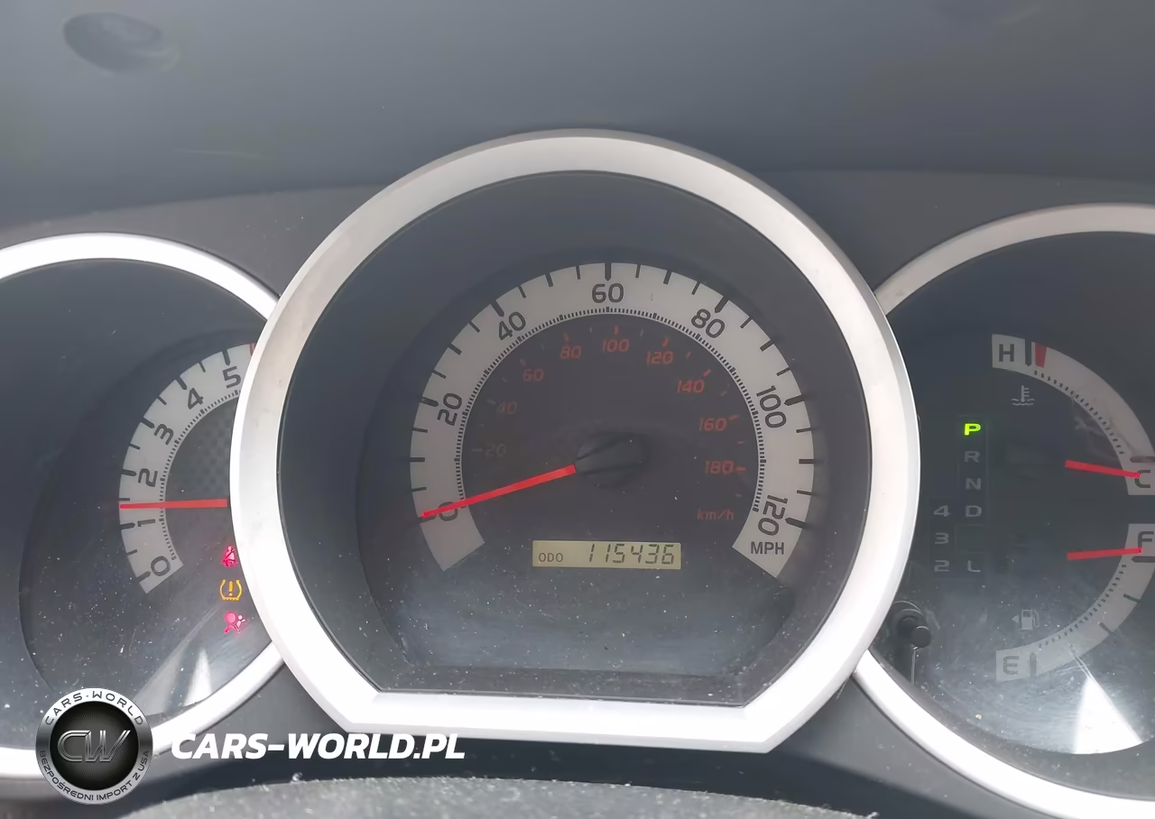2015 Toyota Tacoma Base V6 VIN:3TMLU4EN3FM198656 - 7
