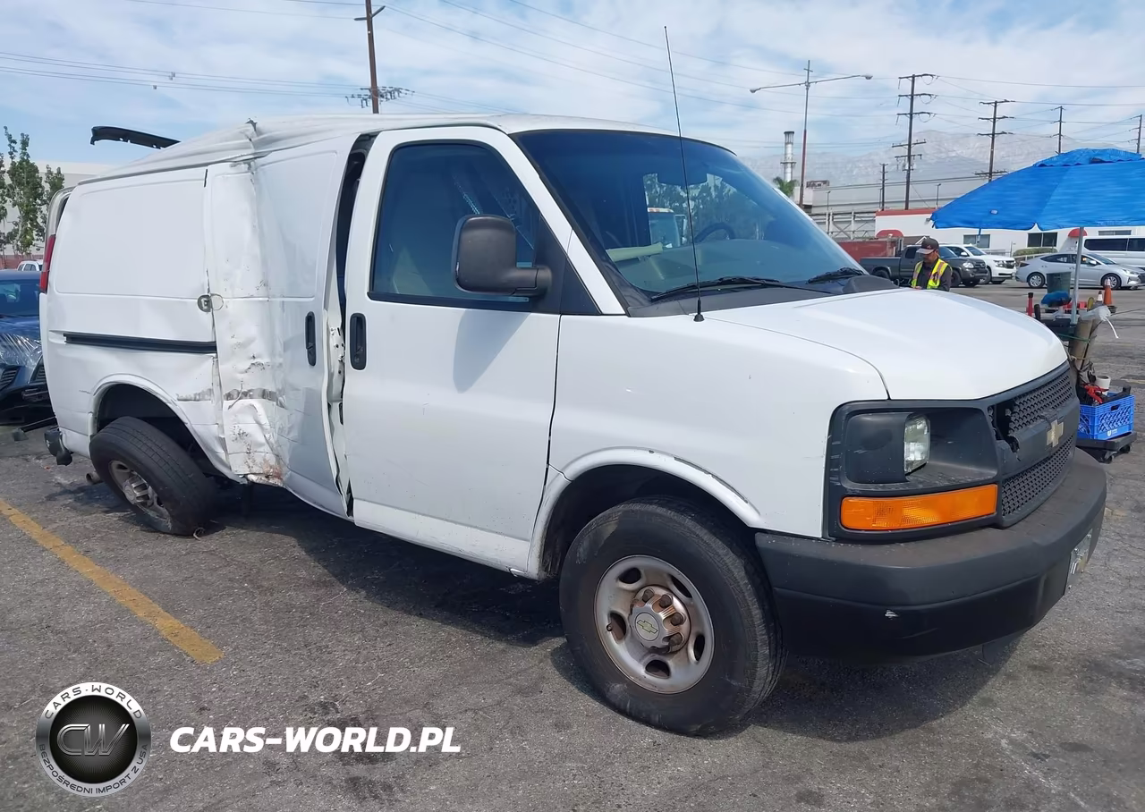 2013 Chevrolet Express 2500 Work Van