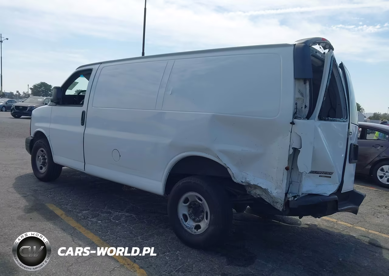2013 Chevrolet Express 2500 Work Van VIN:1GCWGFBA5D1153729 - 3