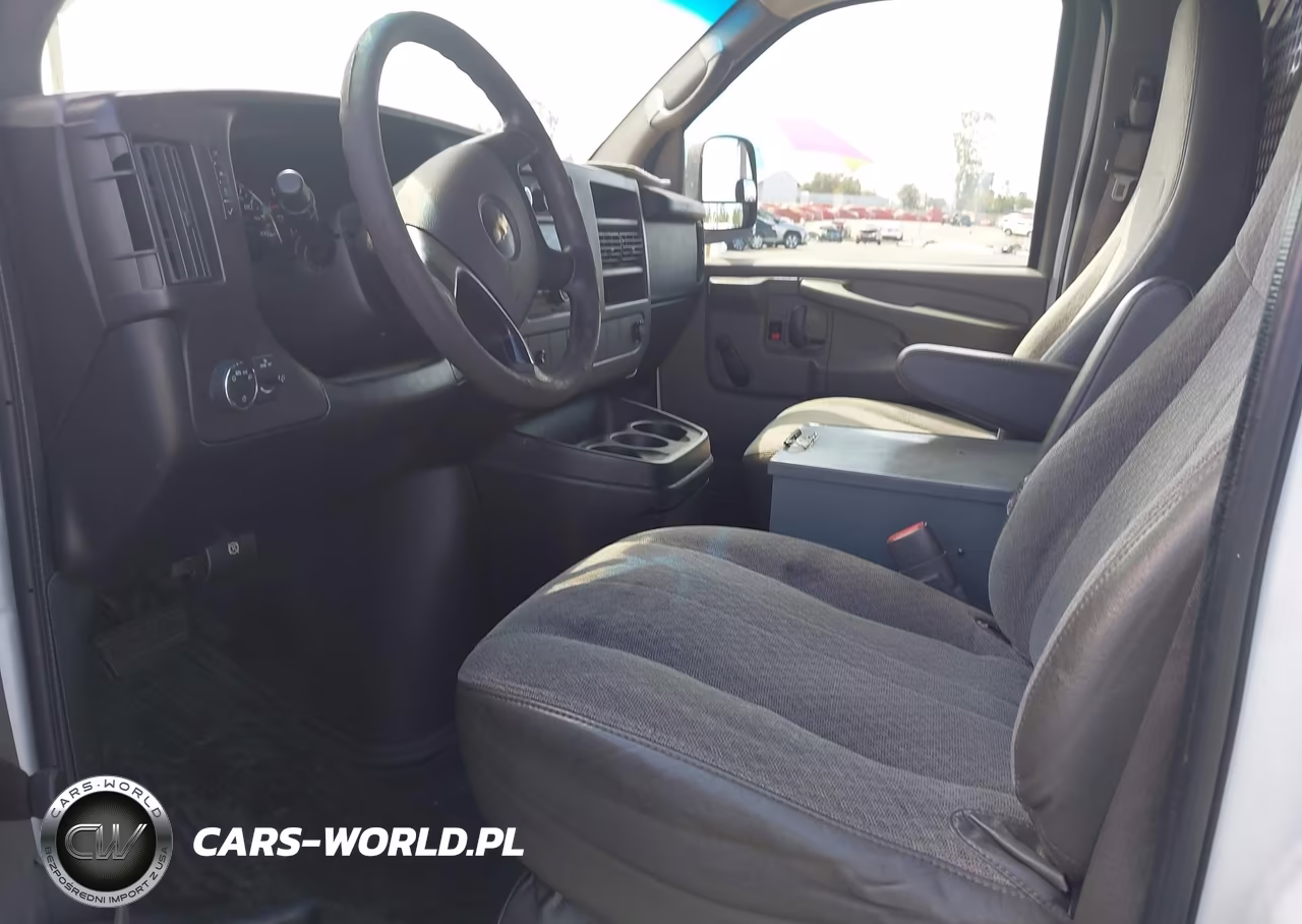 2013 Chevrolet Express 2500 Work Van VIN:1GCWGFBA5D1153729 - 5