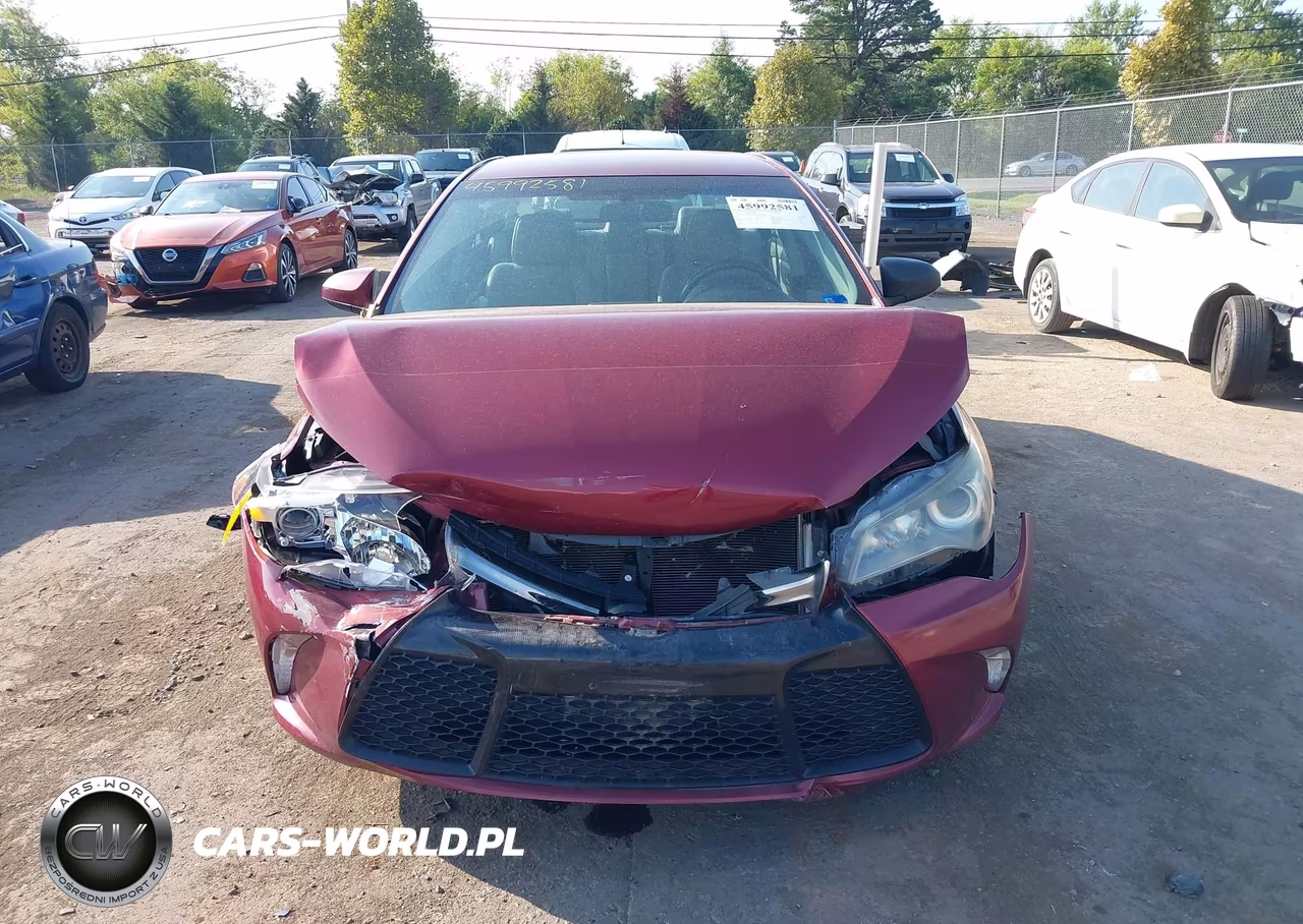 2015 Toyota Camry Se VIN:4T1BF1FK0FU924893 - 12