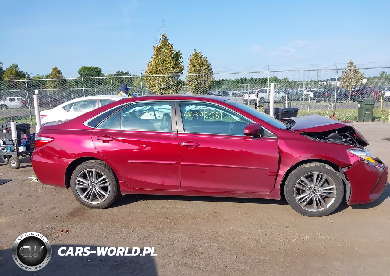 2015 Toyota Camry Se VIN:4T1BF1FK0FU924893 - 13