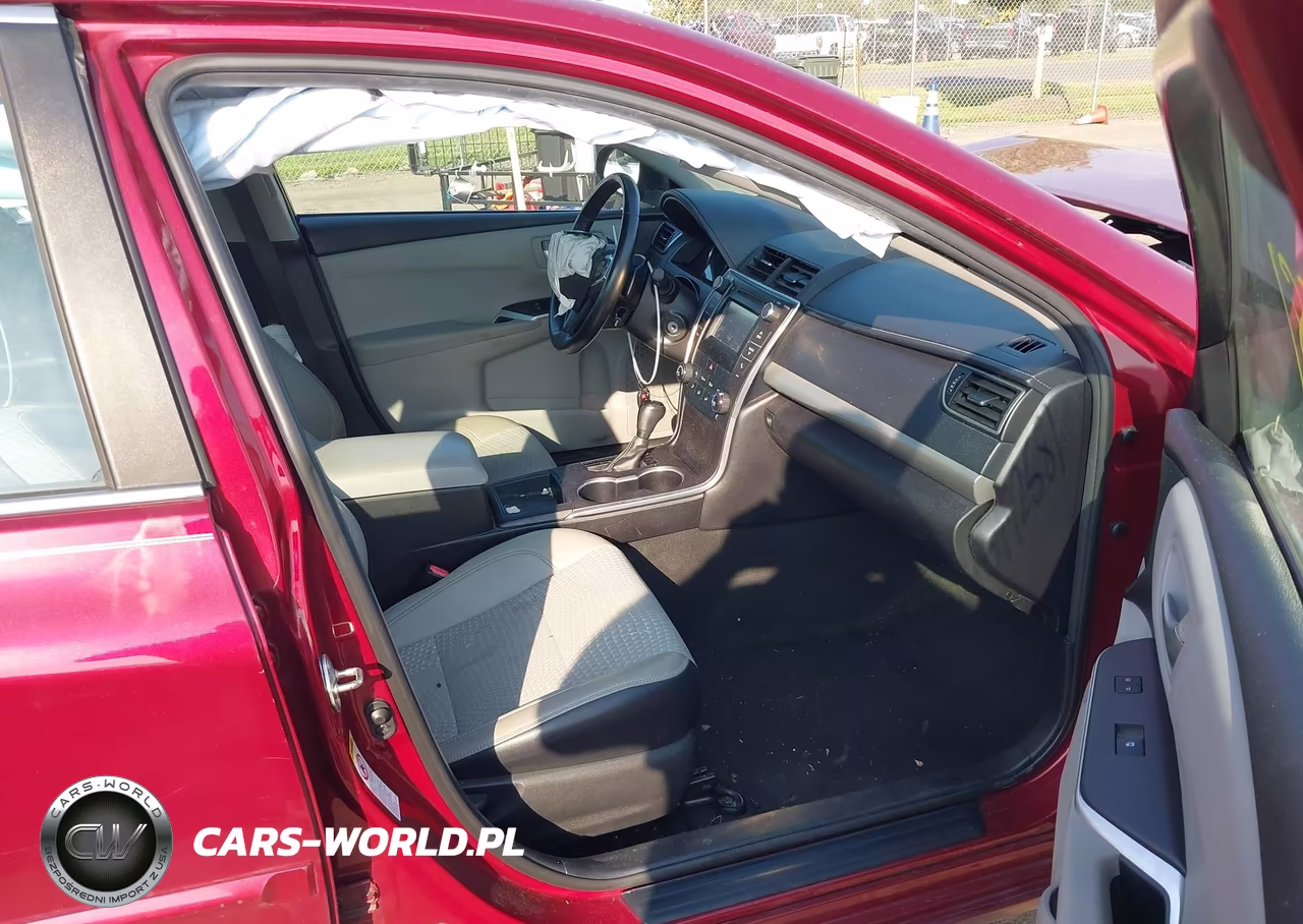 2015 Toyota Camry Se VIN:4T1BF1FK0FU924893 - 5
