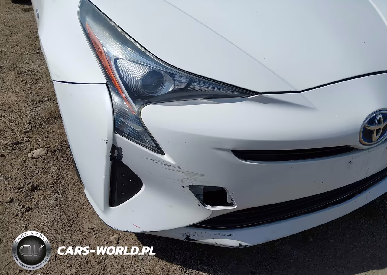 2016 Toyota Prius Two VIN:JTDKBRFU5G3000568 - 17