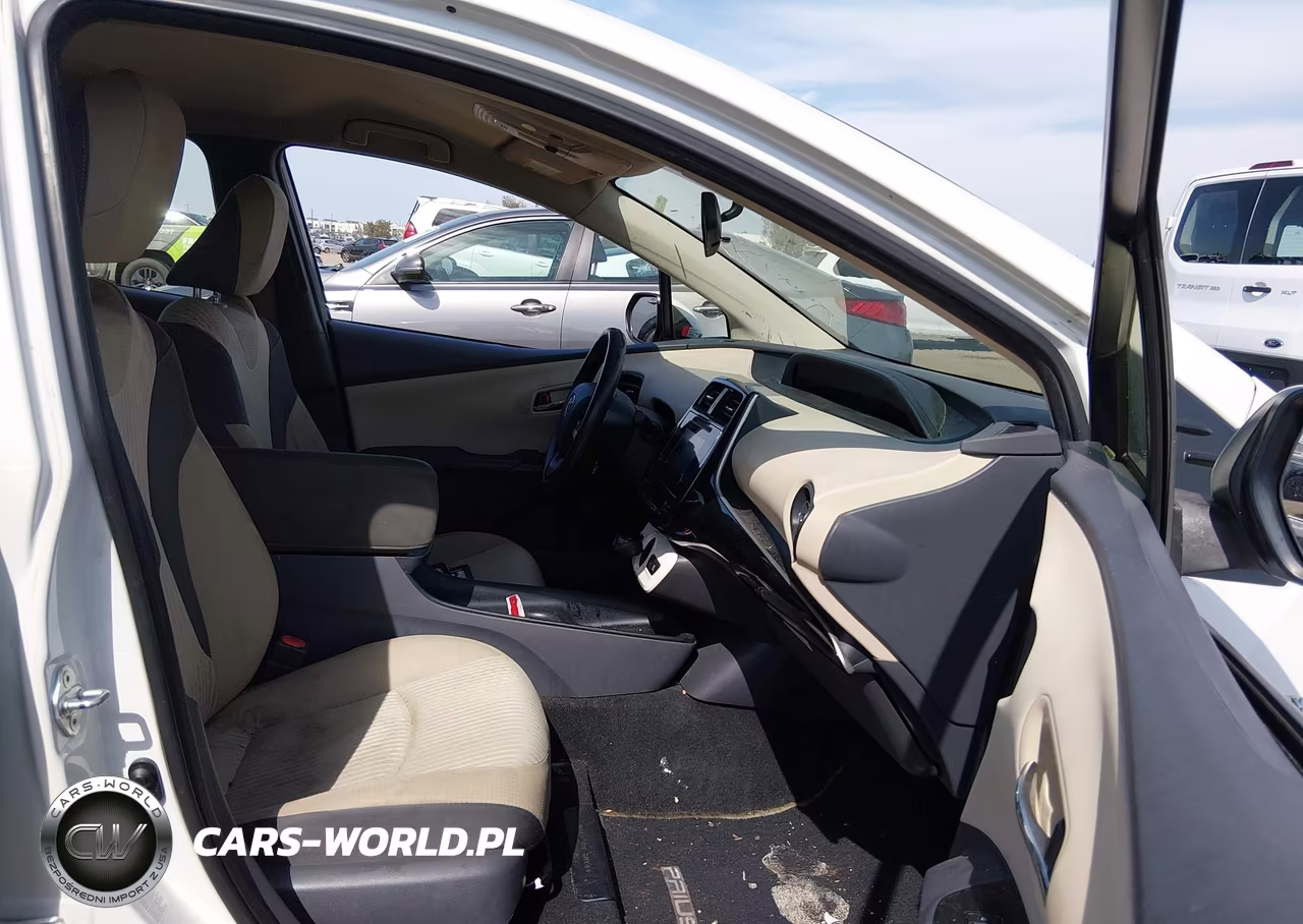 2016 Toyota Prius Two VIN:JTDKBRFU5G3000568 - 5