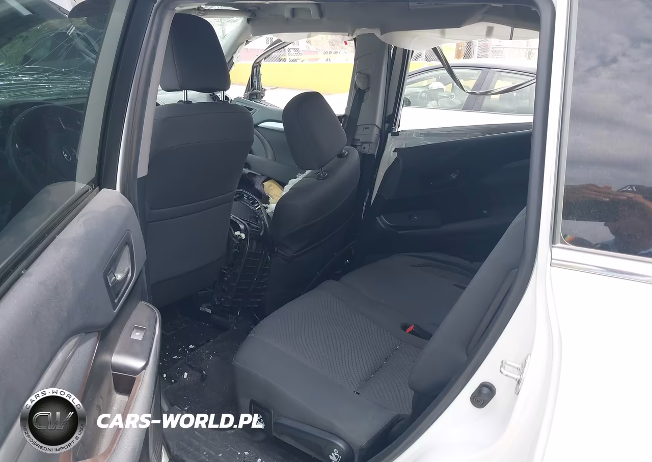 2019 Toyota Highlander Le VIN:5TDZZRFH9KS290527 - 8