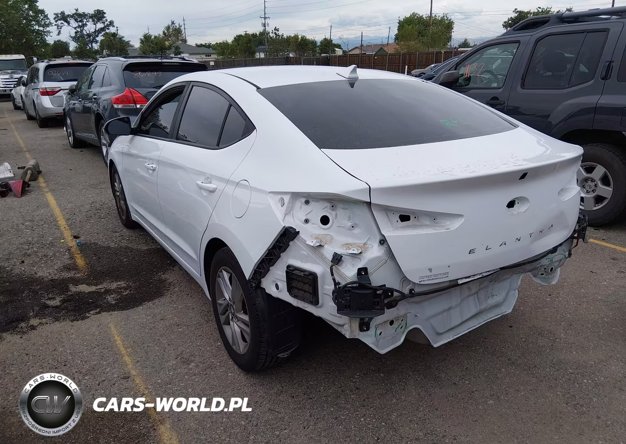 2020 Hyundai Elantra Sel VIN:5NPD84LF1LH579167 - 3