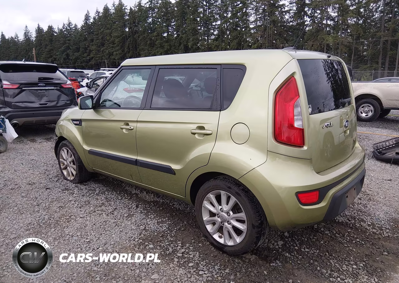 2013 Kia Soul VIN:KNDJT2A57D7600674 - 3