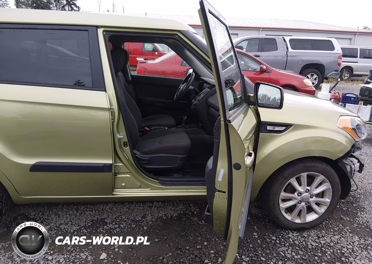 2013 Kia Soul VIN:KNDJT2A57D7600674 - 5