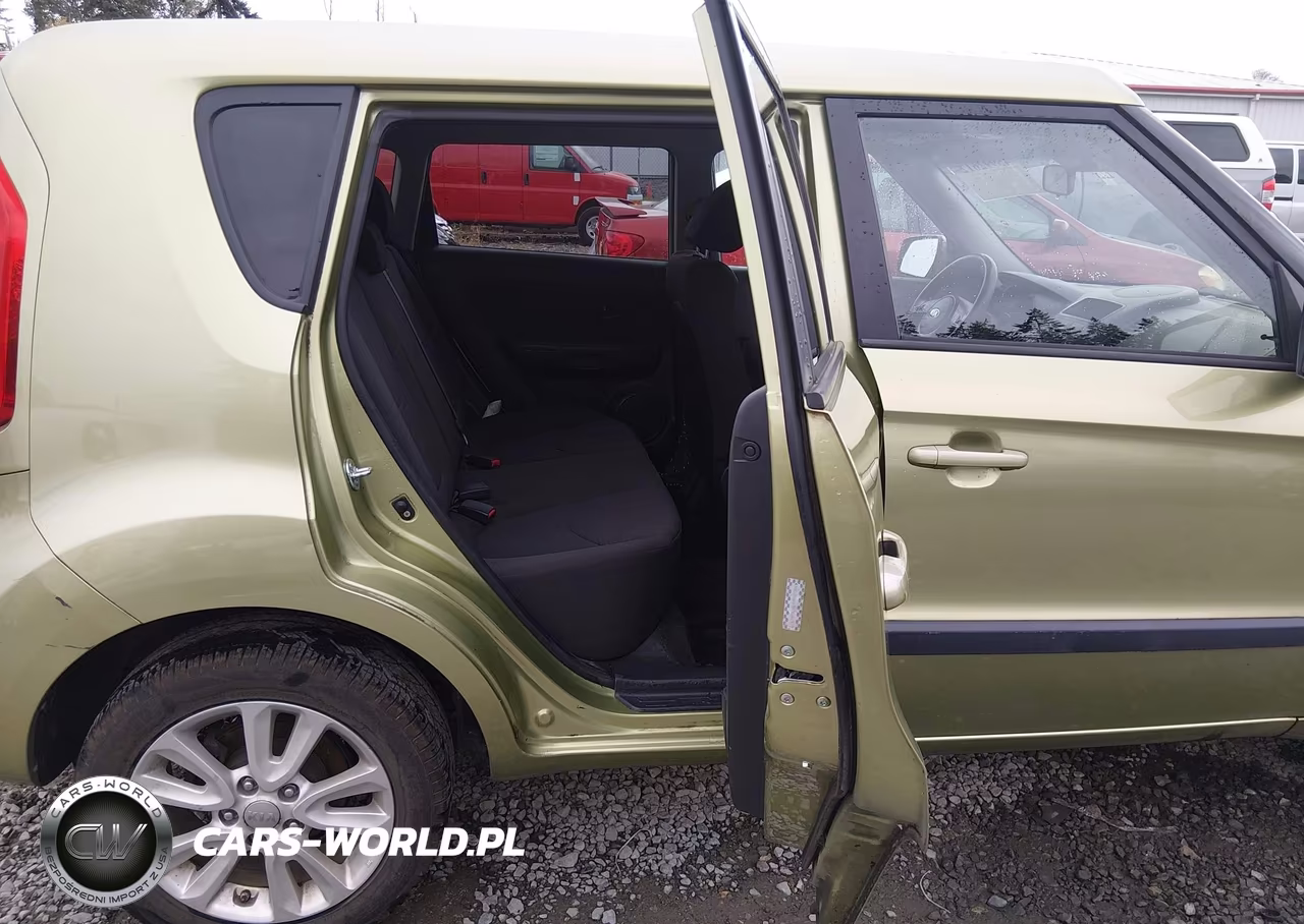 2013 Kia Soul VIN:KNDJT2A57D7600674 - 8