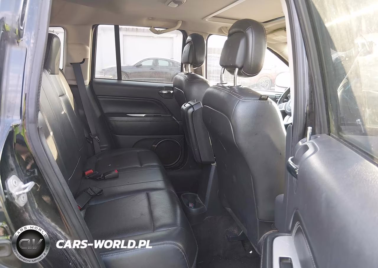 2016 Jeep Compass High Altitude Edition VIN:1C4NJDEB6GD658509 - 8