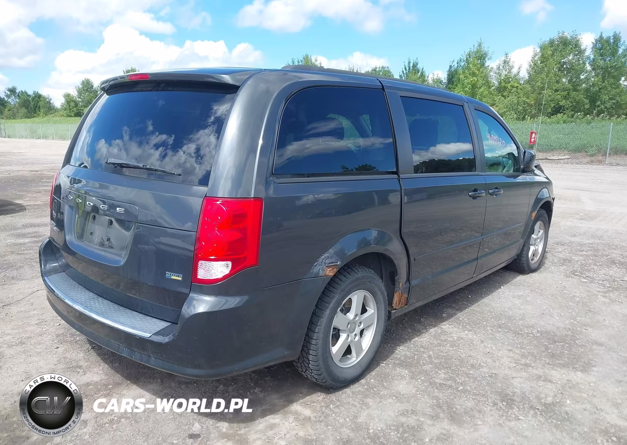 2011 Dodge Grand Caravan Mainstreet VIN:2D4RN3DG0BR638794 - 4