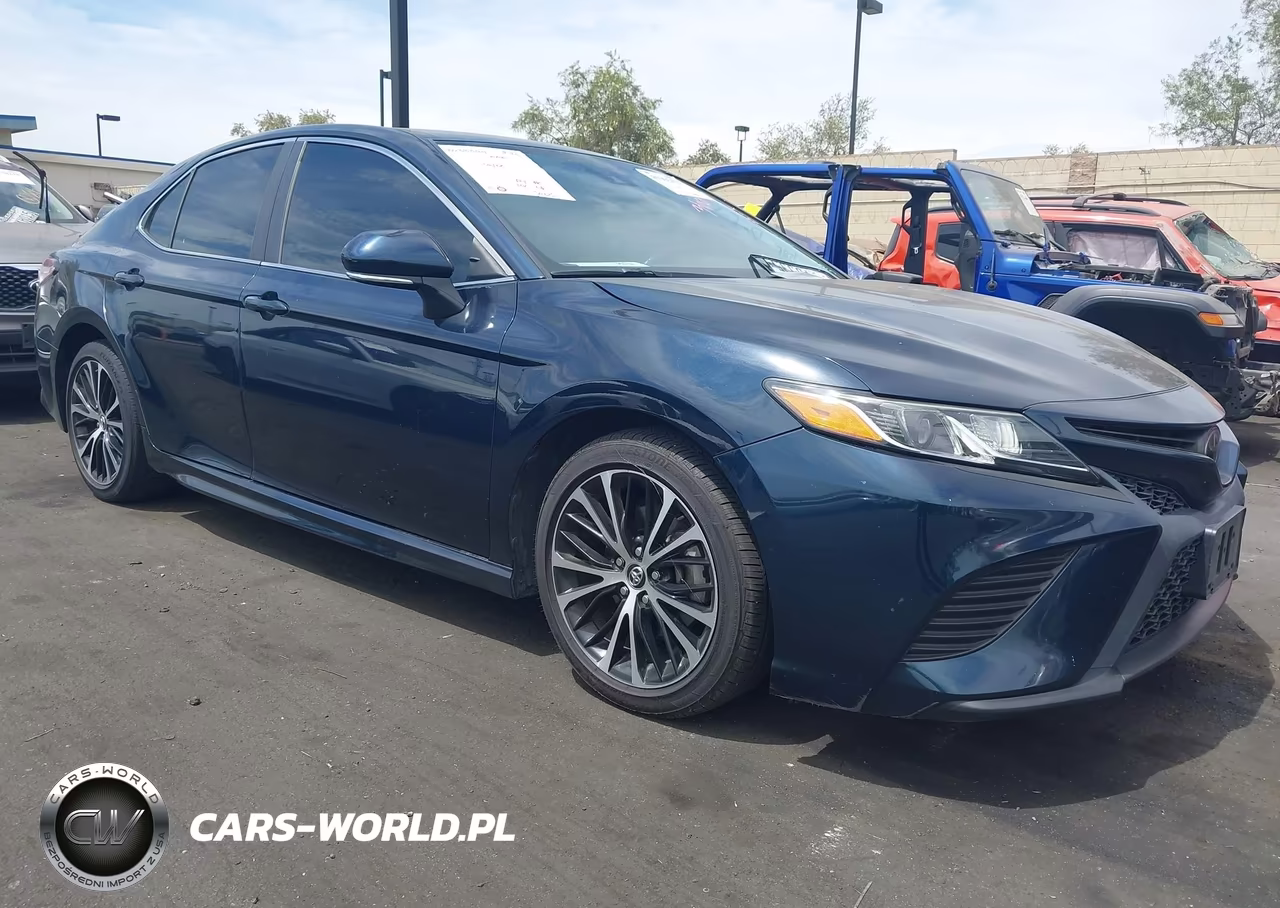 2020 Toyota Camry Se