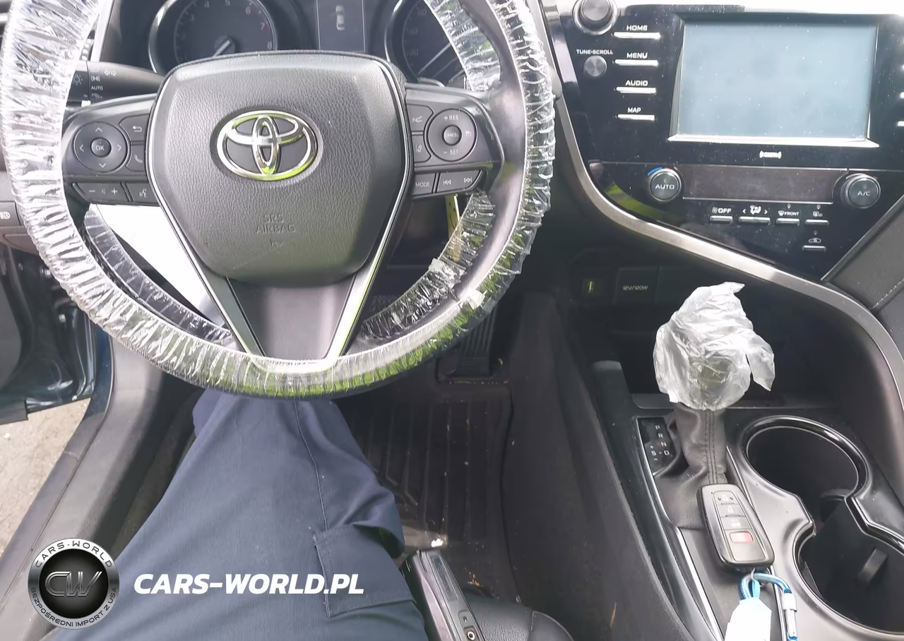 2020 Toyota Camry Se VIN:4T1M11AK5LU884174 - 11