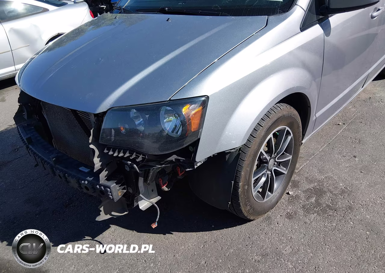 2018 Dodge Grand Caravan Gt VIN:2C4RDGEG4JR298893 - 19