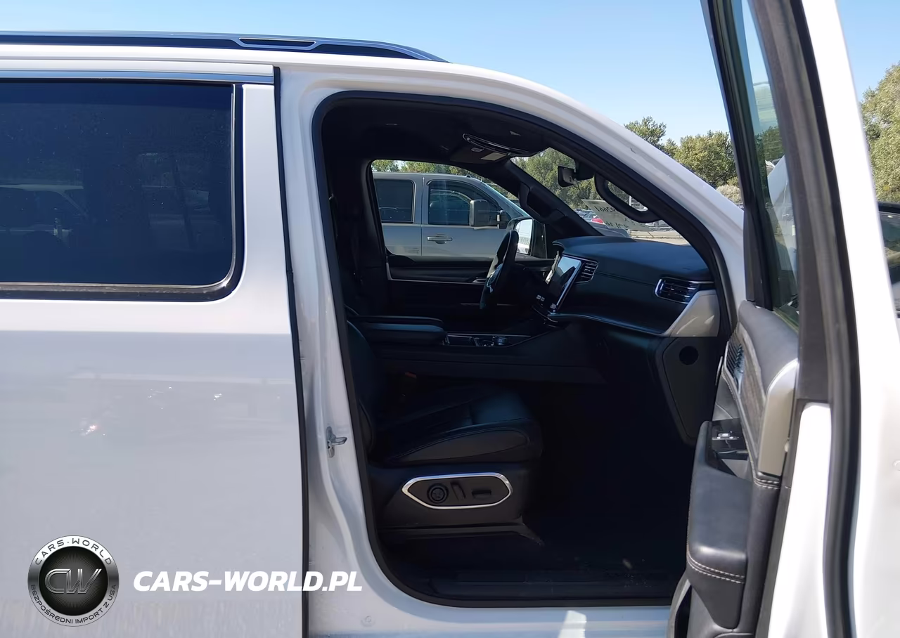 2024 Jeep Wagoneer L Series Ii 4X2 VIN:1C4SJRBP9RS184540 - 5