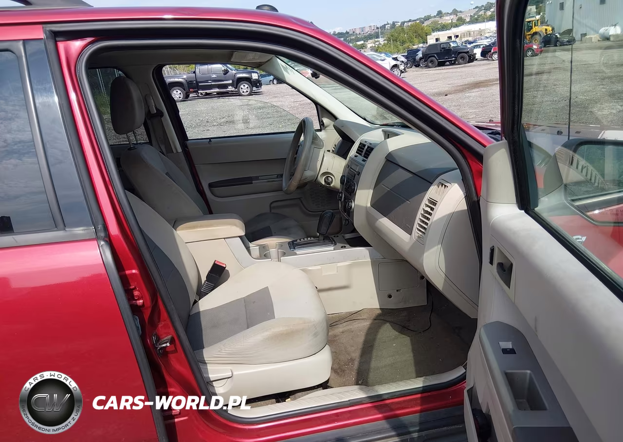 2008 Ford Escape Xlt VIN:1FMCU93168KE00246 - 5
