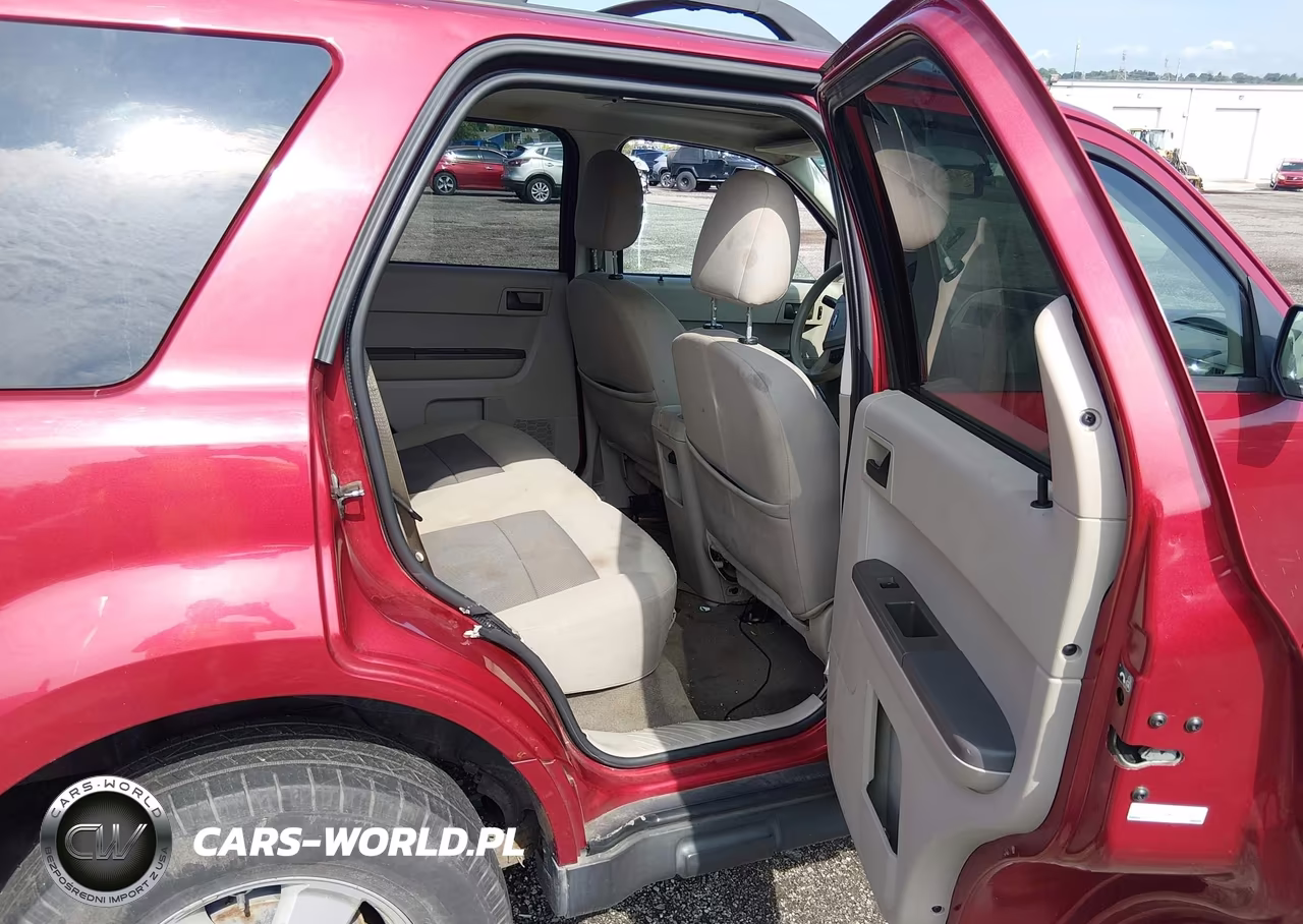 2008 Ford Escape Xlt VIN:1FMCU93168KE00246 - 8