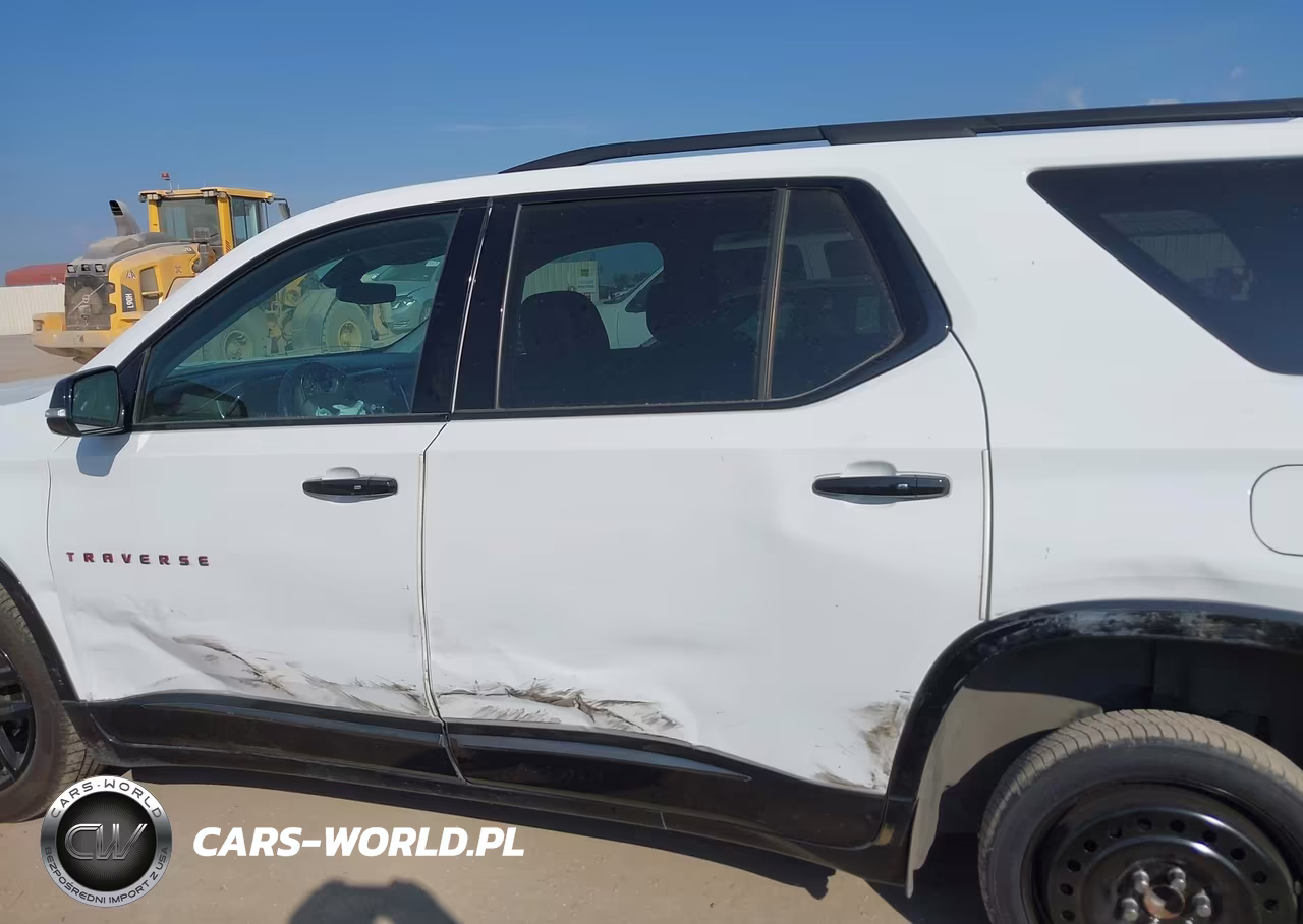 2018 Chevrolet Traverse Premier VIN:1GNERKKWXJJ238823 - 15