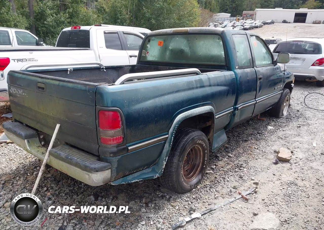 1996 Dodge Ram 1500 VIN:3B7HC13Y2TG120285 - 4