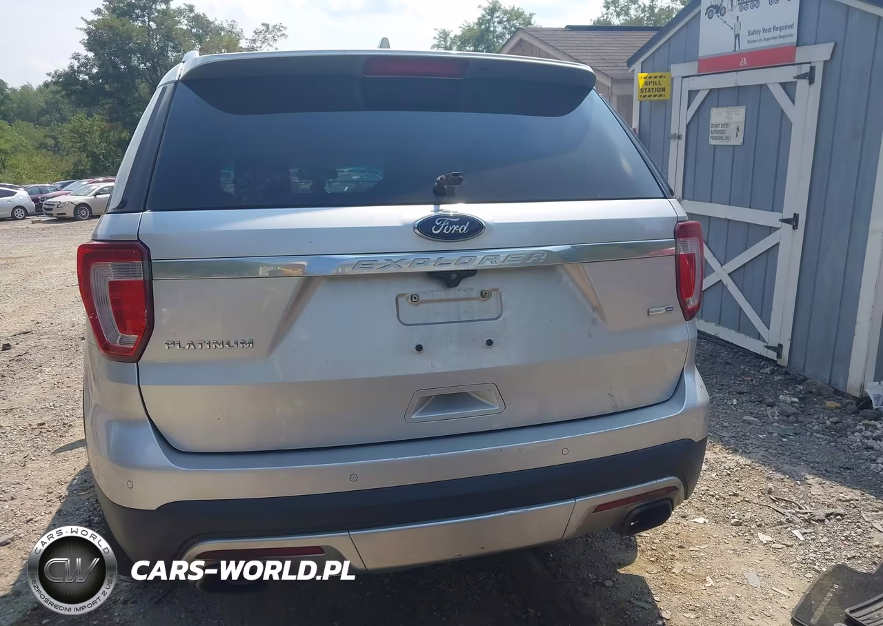 2016 Ford Explorer Platinum VIN:1FM5K8HT8GGA69609 - 16