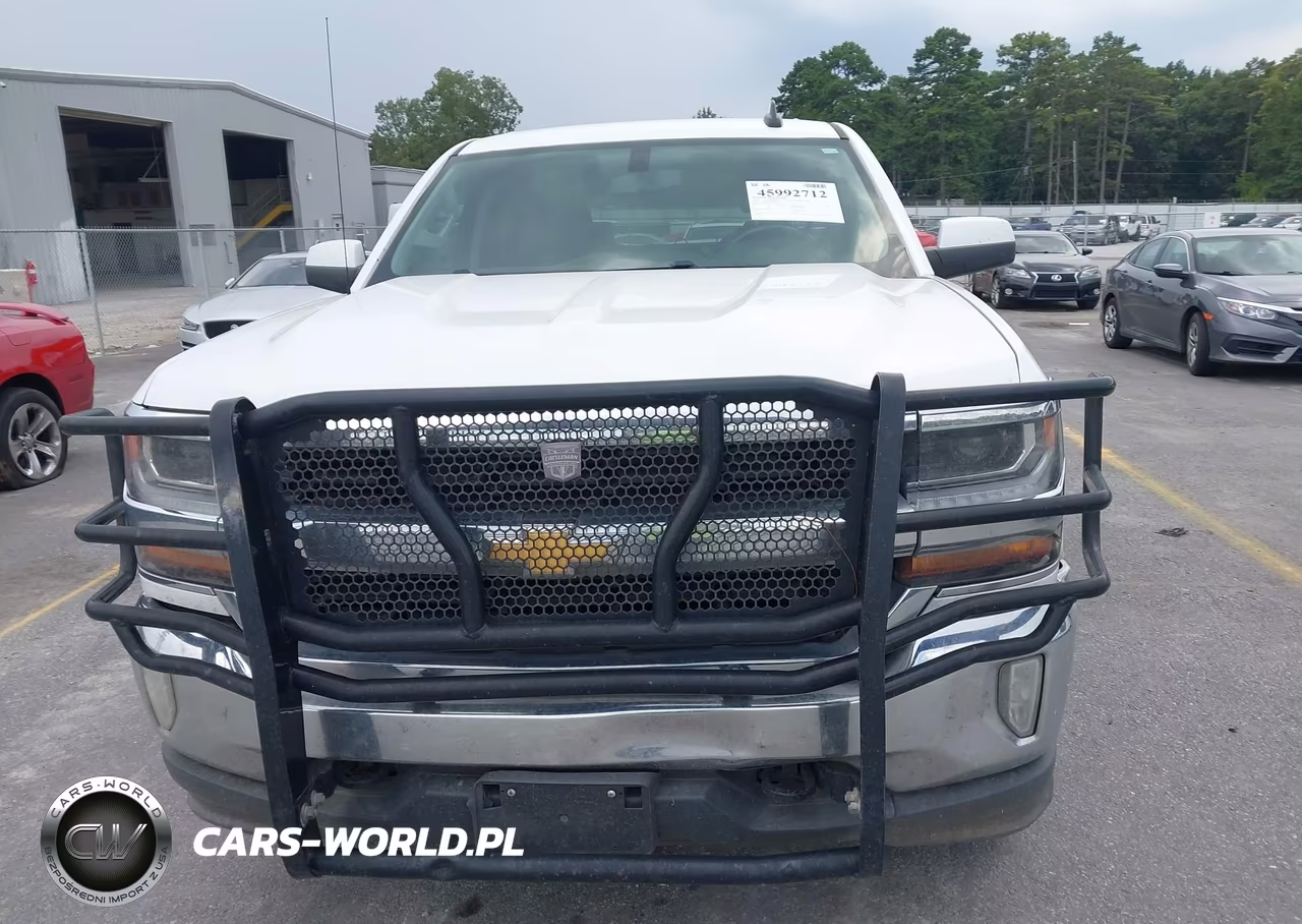 2018 Chevrolet Silverado 1500 1Lt VIN:3GCUKREC2JG400397 - 12