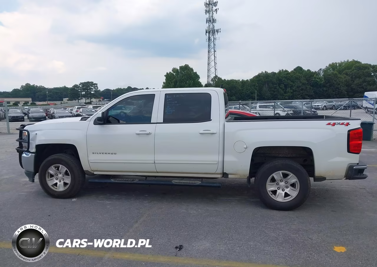 2018 Chevrolet Silverado 1500 1Lt VIN:3GCUKREC2JG400397 - 14