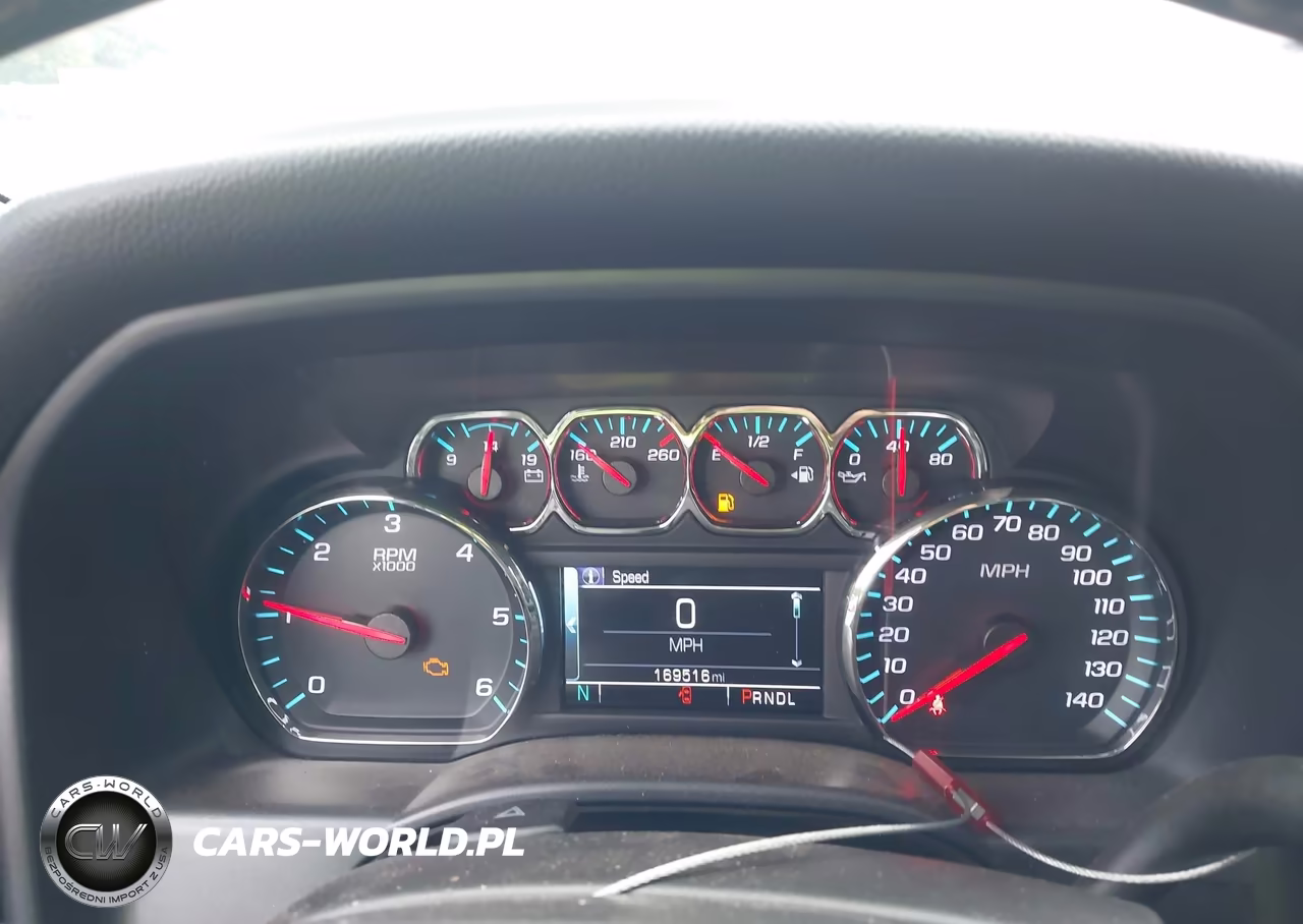 2018 Chevrolet Silverado 1500 1Lt VIN:3GCUKREC2JG400397 - 7