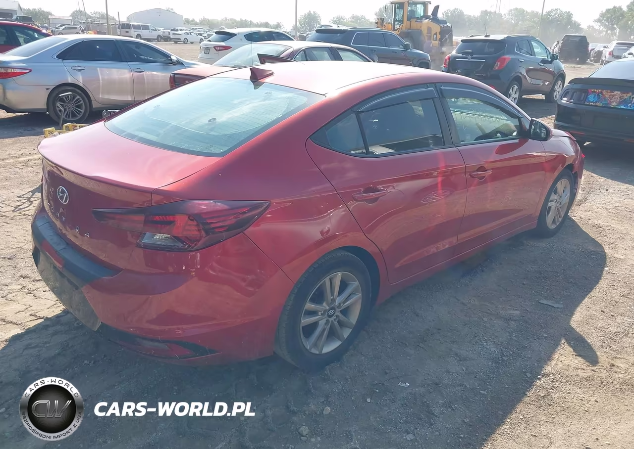 2019 Hyundai Elantra Sel VIN:5NPD84LF6KH430932 - 4