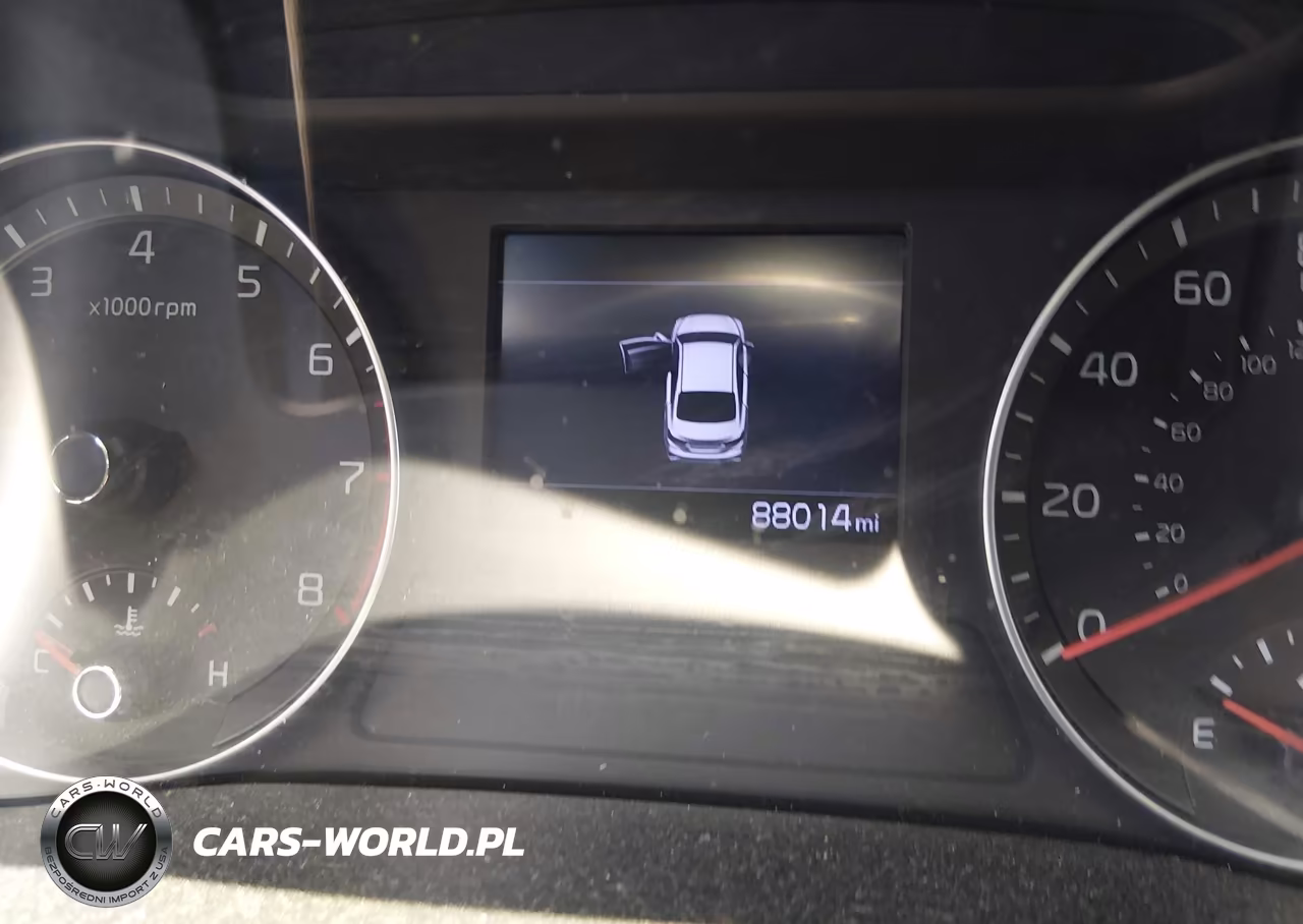 2019 Kia Forte Lxs VIN:3KPF24AD1KE035718 - 7