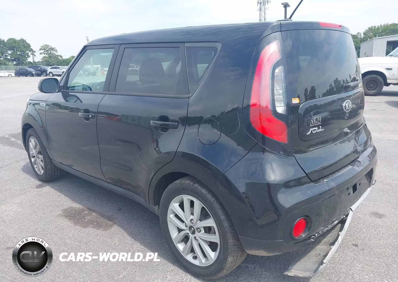 2017 Kia Soul + VIN:KNDJP3A55H7415832 - 3