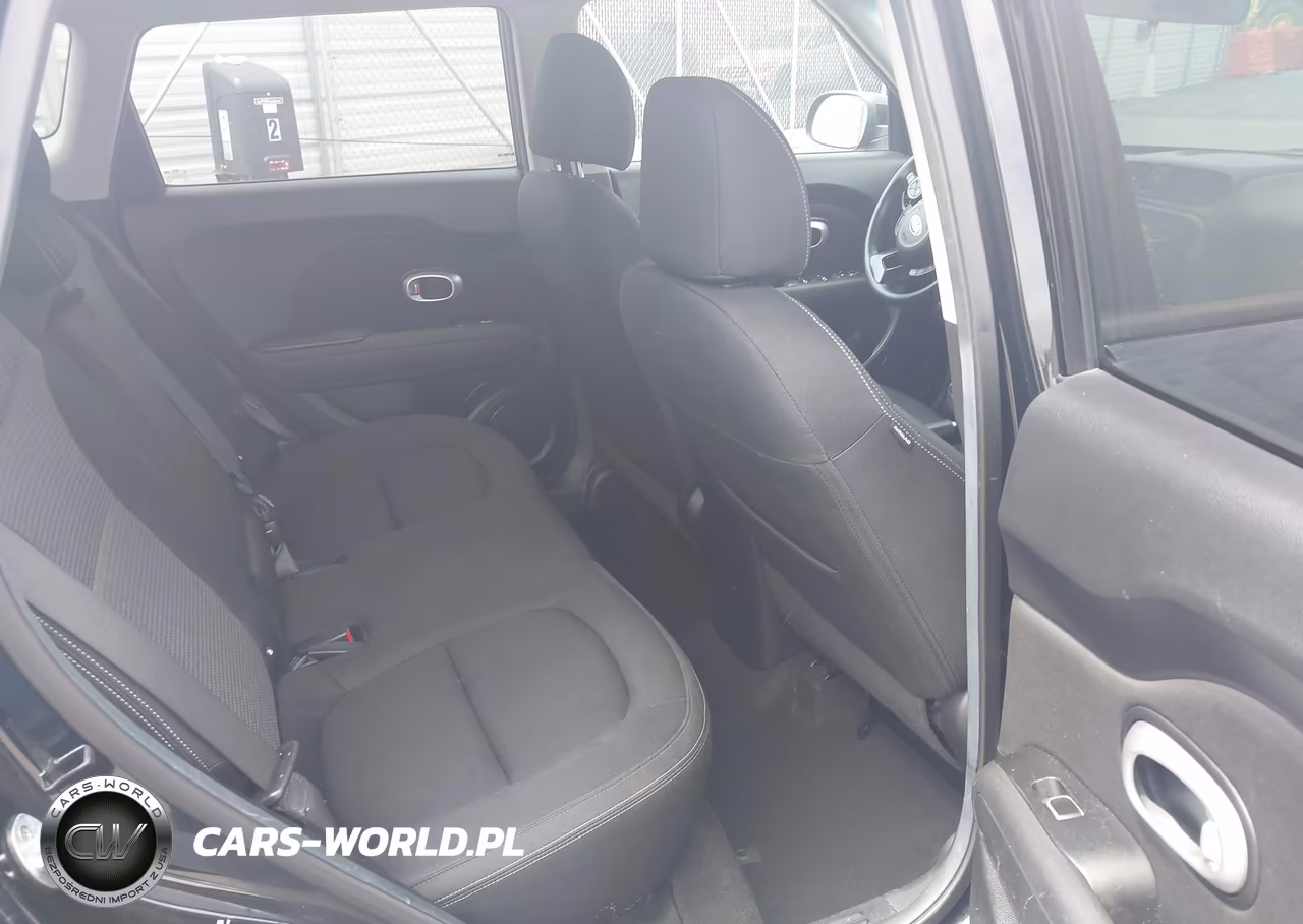 2017 Kia Soul + VIN:KNDJP3A55H7415832 - 8
