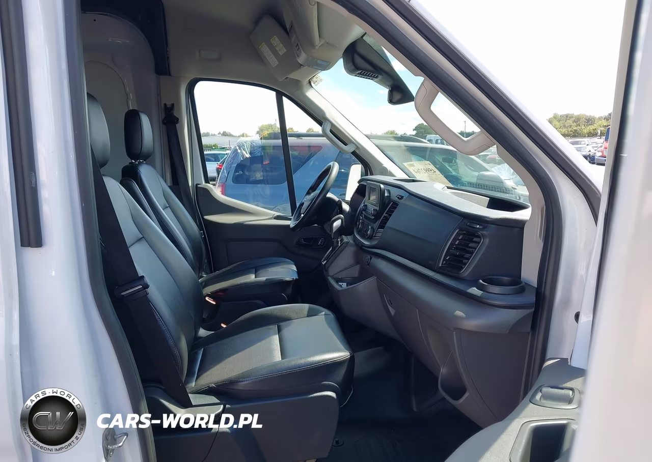 2023 Ford Transit-250 VIN:1FTBR1C8XPKA07610 - 5