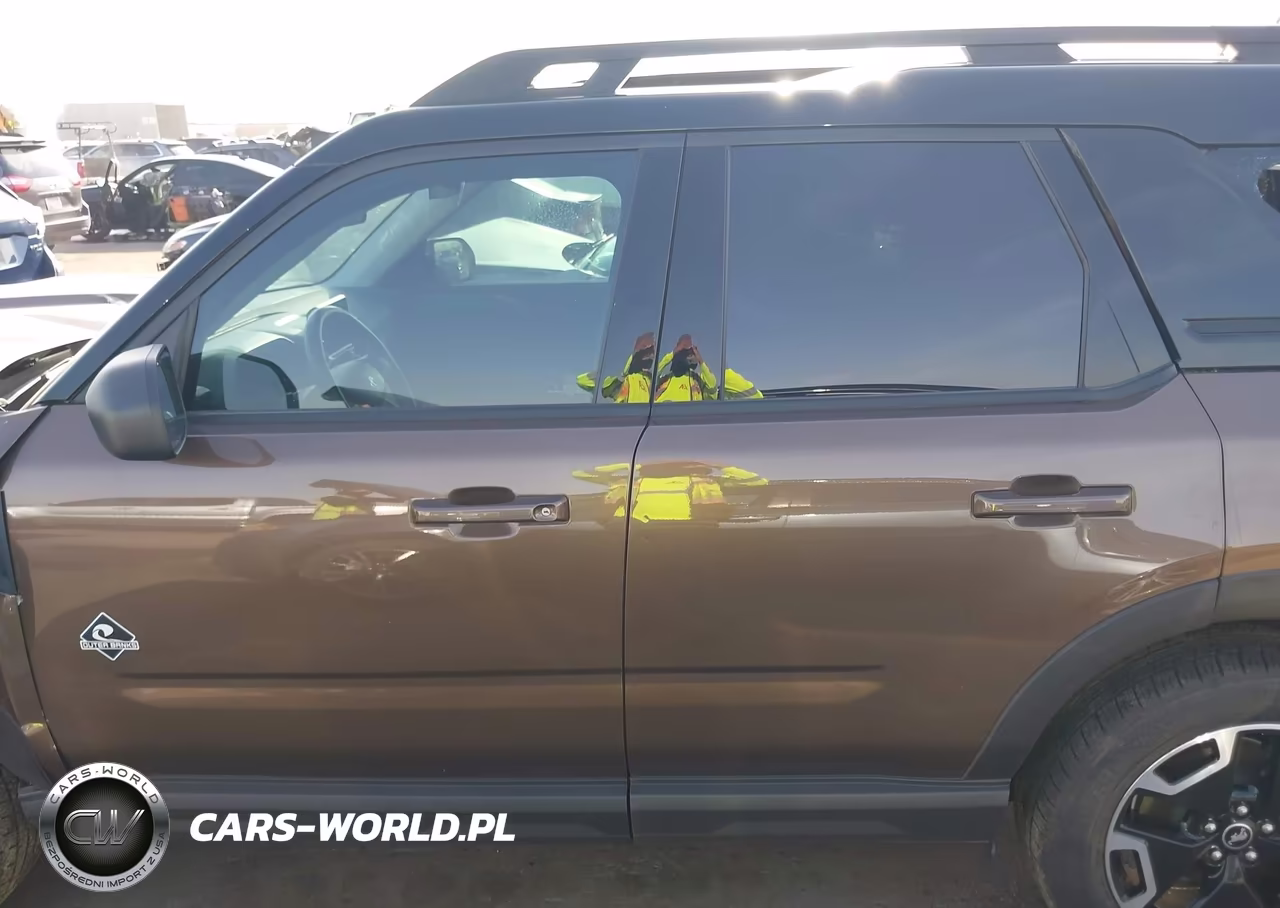 2022 Ford Bronco Sport Outer Banks VIN:3FMCR9C66NRD41770 - 14