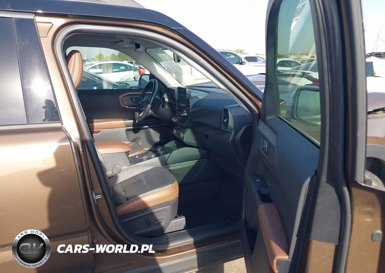 2022 Ford Bronco Sport Outer Banks VIN:3FMCR9C66NRD41770 - 5